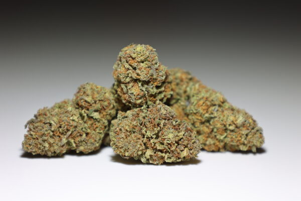 fleur strawberry cannalsa